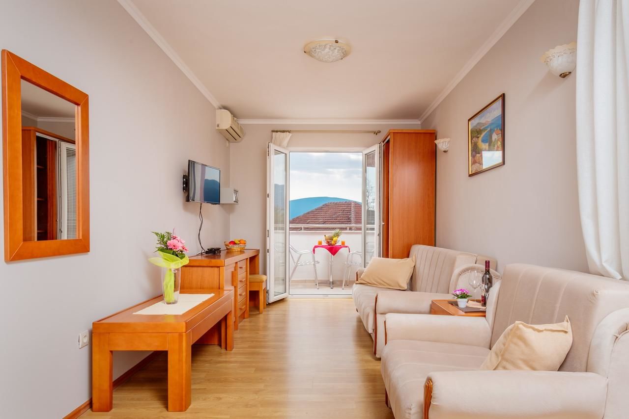 Апартаменты Apartments Perper Тиват