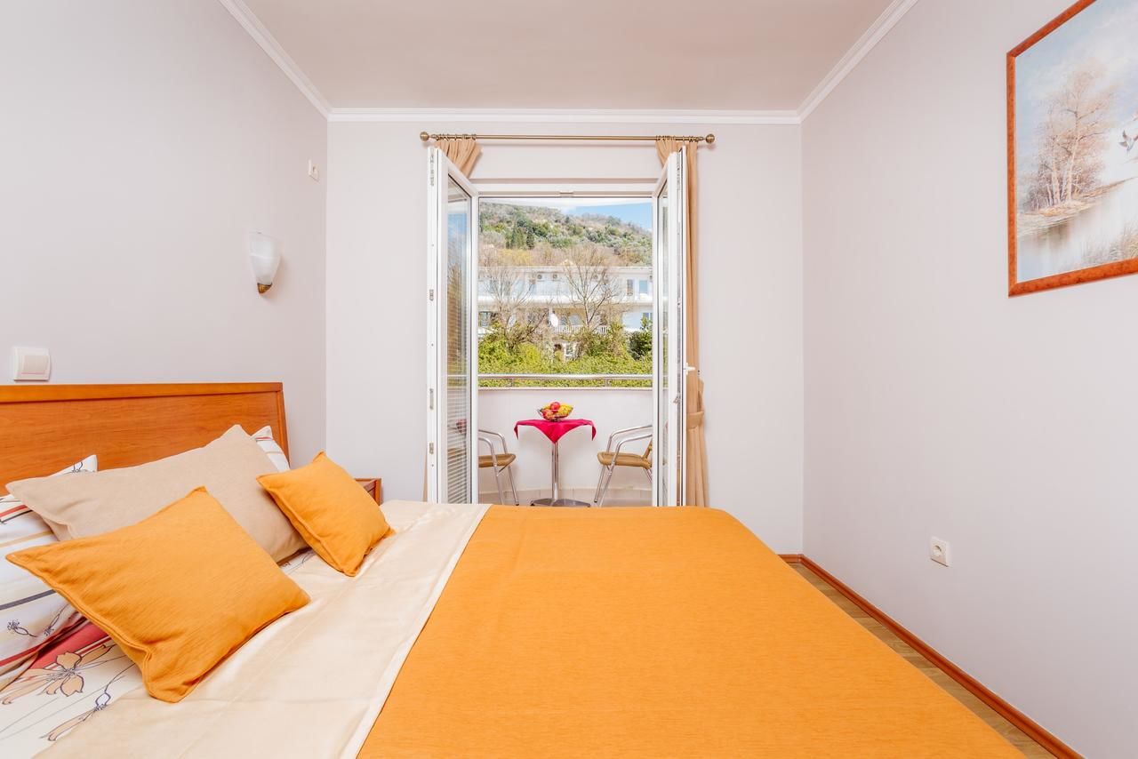 Апартаменты Apartments Perper Тиват