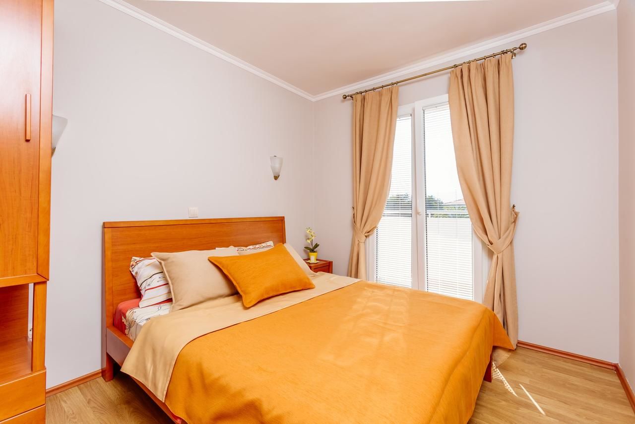 Апартаменты Apartments Perper Тиват