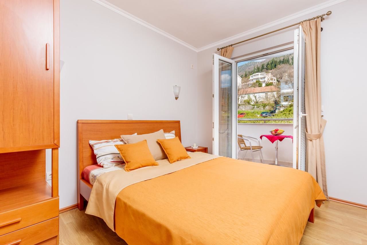 Апартаменты Apartments Perper Тиват