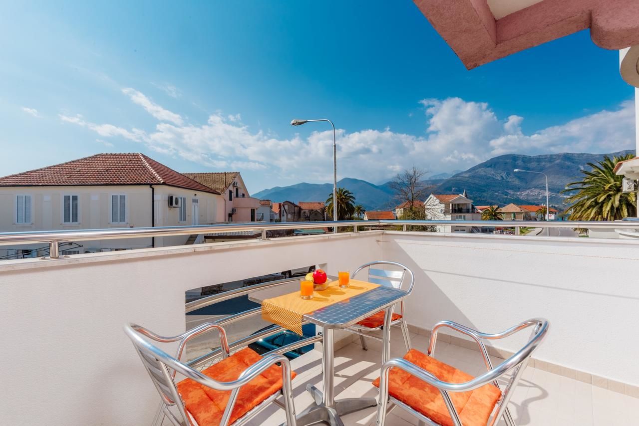 Апартаменты Apartments Perper Тиват