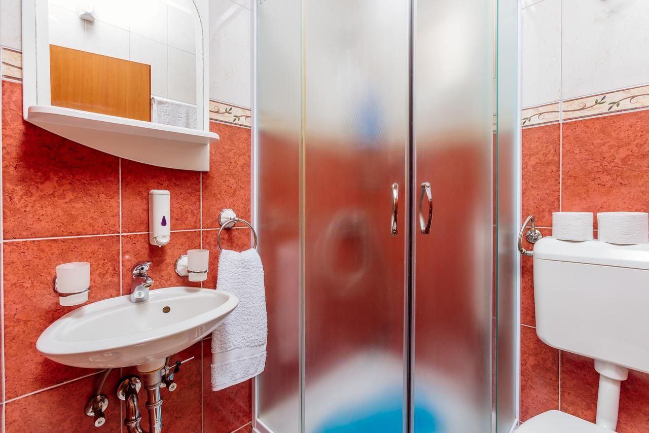 Апартаменты Apartments Perper Тиват