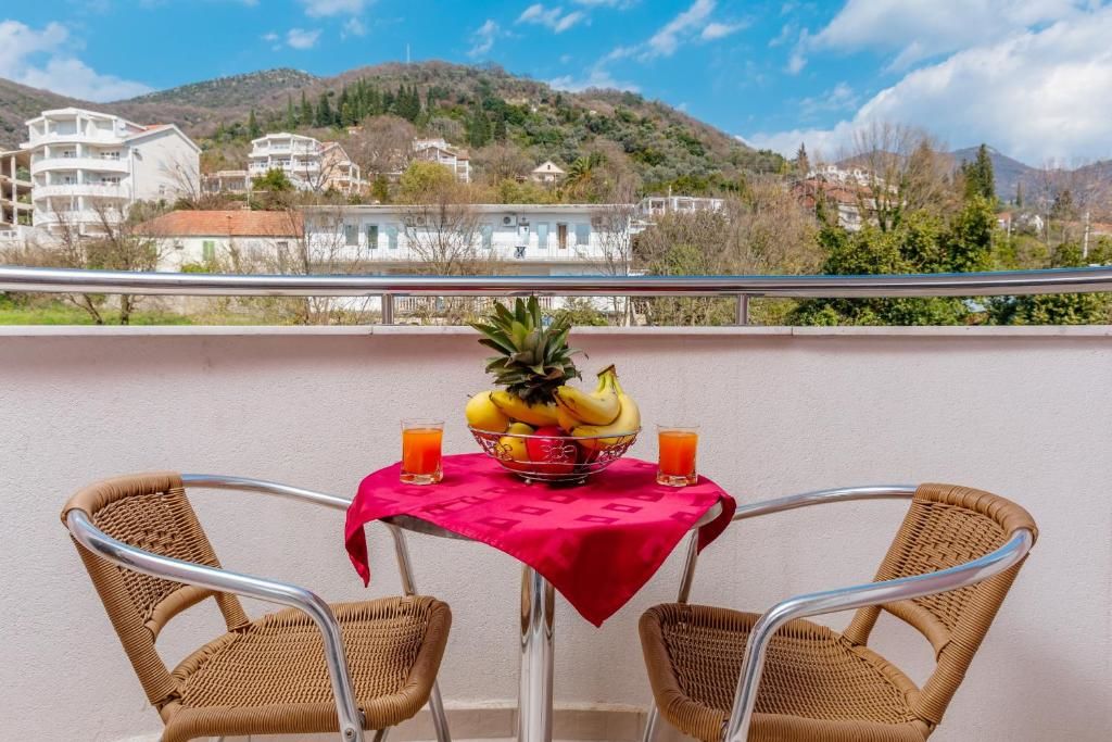Апартаменты Apartments Perper Тиват